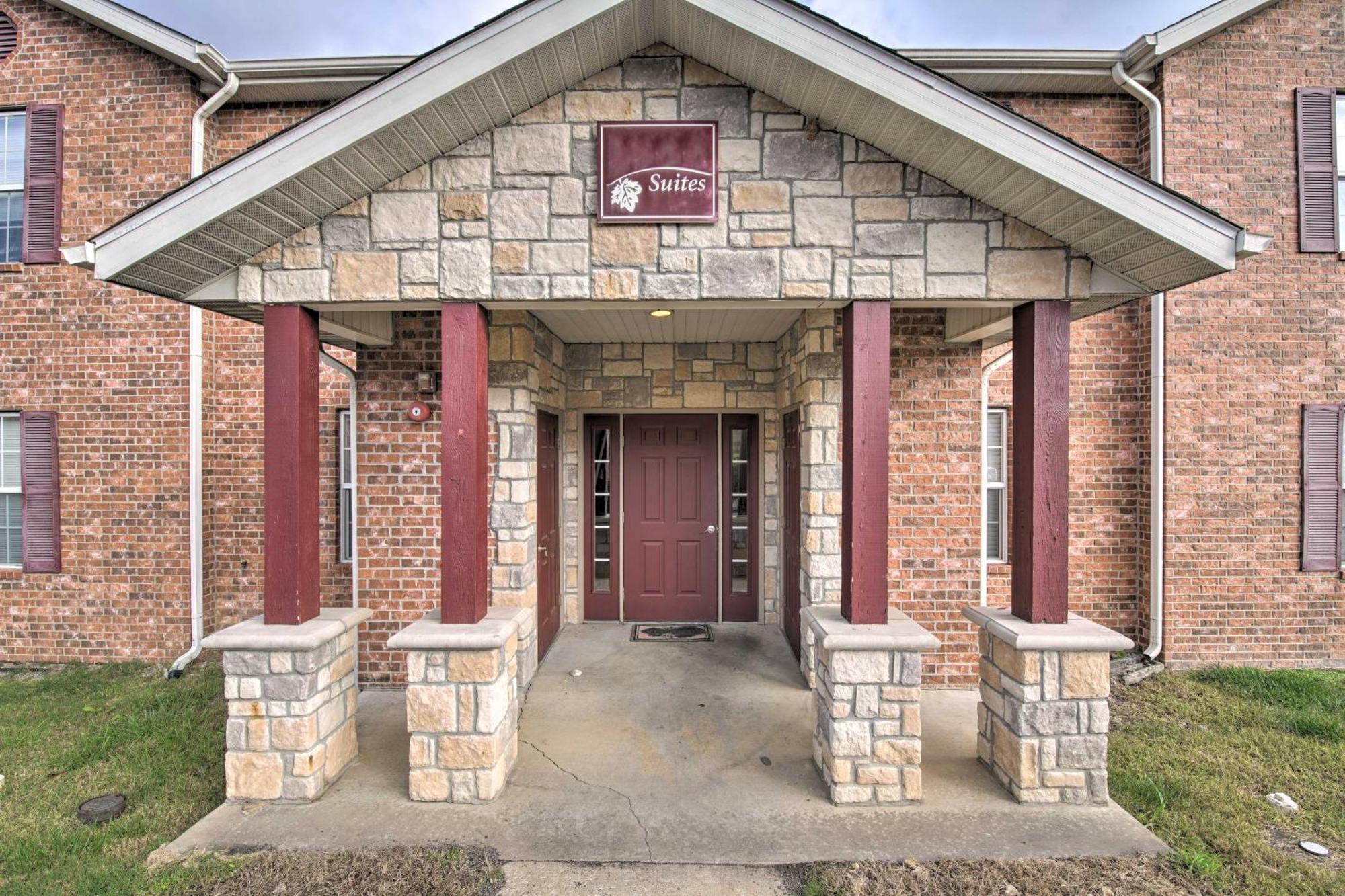 Branson Apartment With Pool - 5 Mi To Marvel Cave! Екстер'єр фото